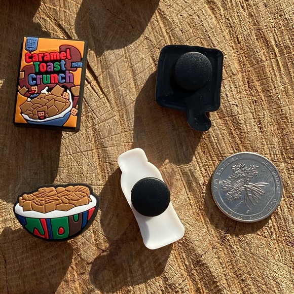 CROCS Accessories Cinnamon Toast Crunch Jibbitz Set For Crocs